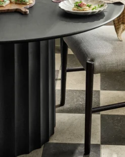 Lillian Dining Table