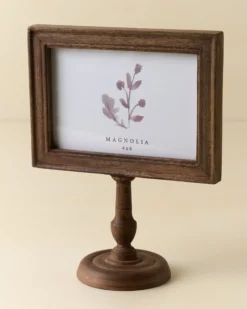 Lincoln Wood Frame