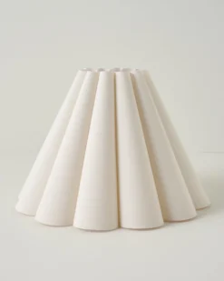 Linen Scallop Shade