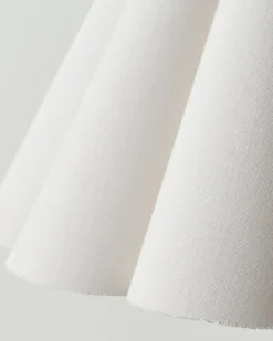 Linen Scallop Shade