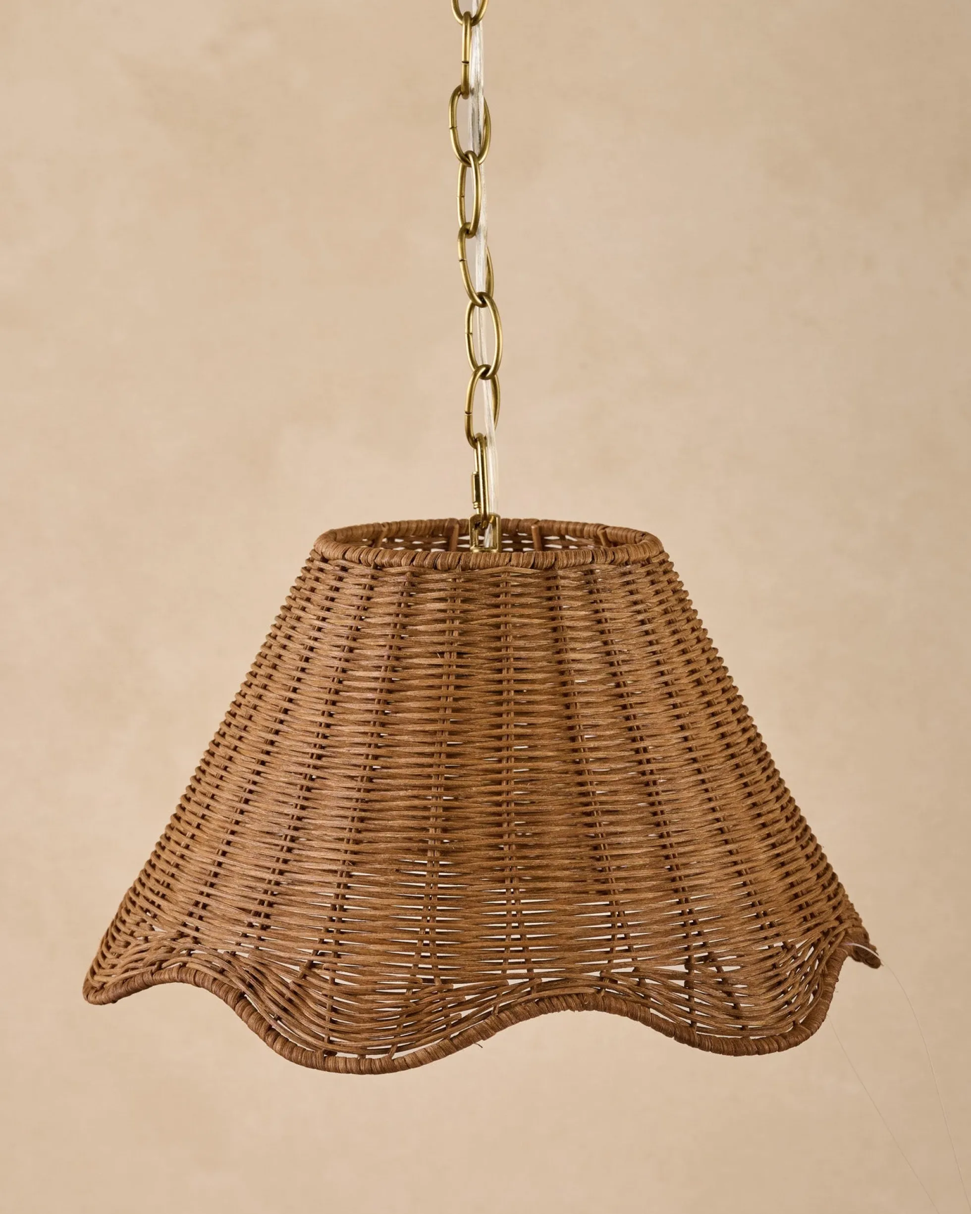 Lucinda Rattan Scallop Pendant (14"-20")