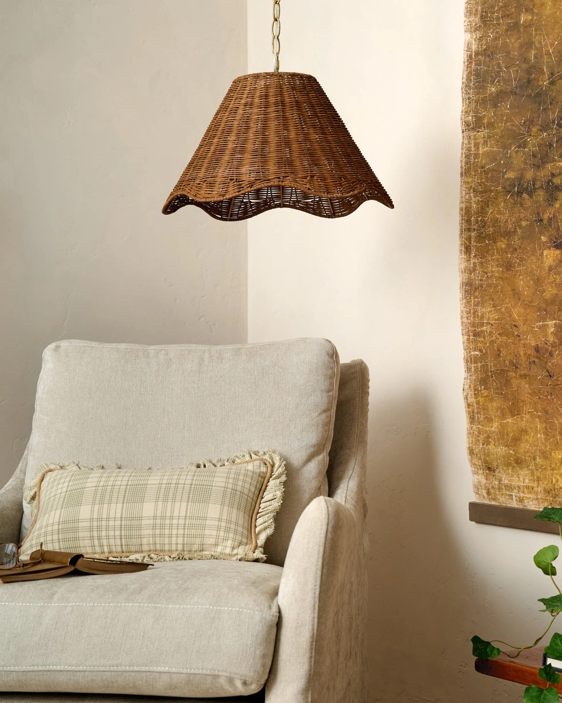 Lucinda Rattan Scallop Pendant (14"-20")