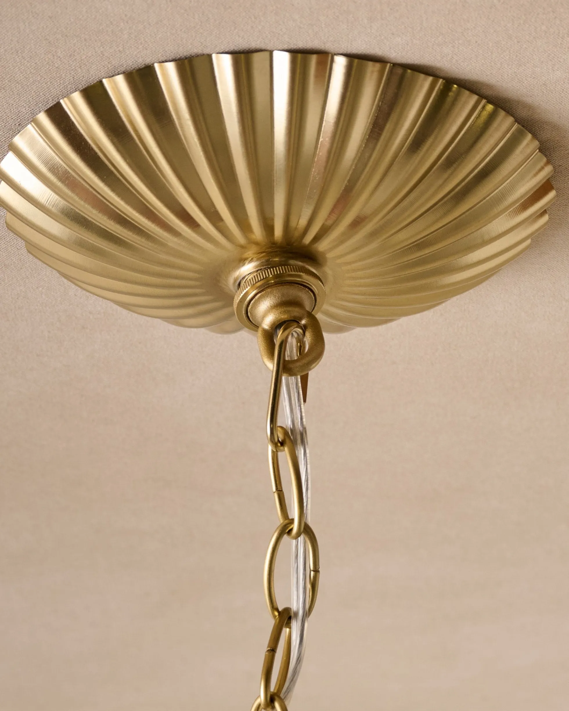 Lucinda Rattan Scallop Pendant (14"-20")