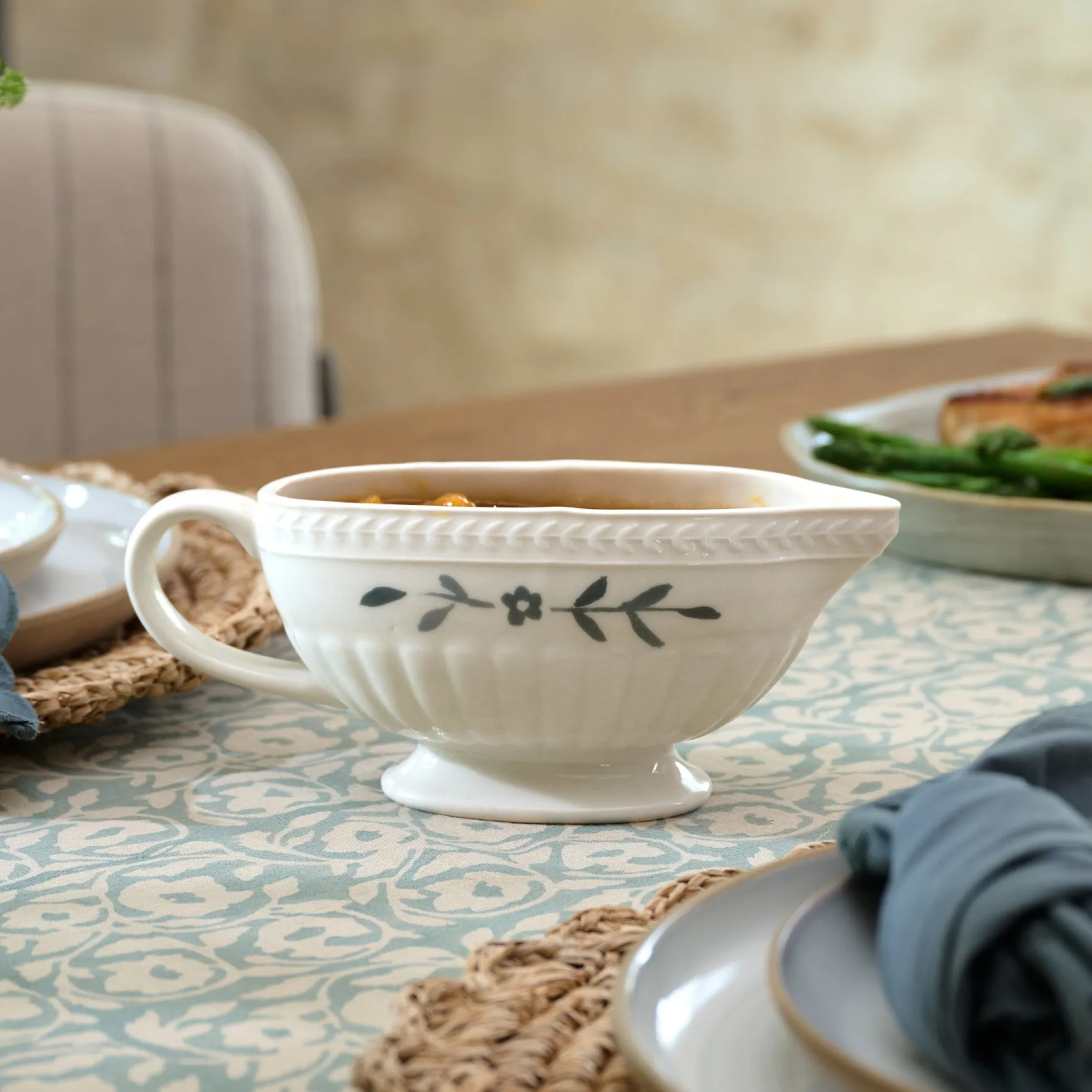 Luna Gravy Boat