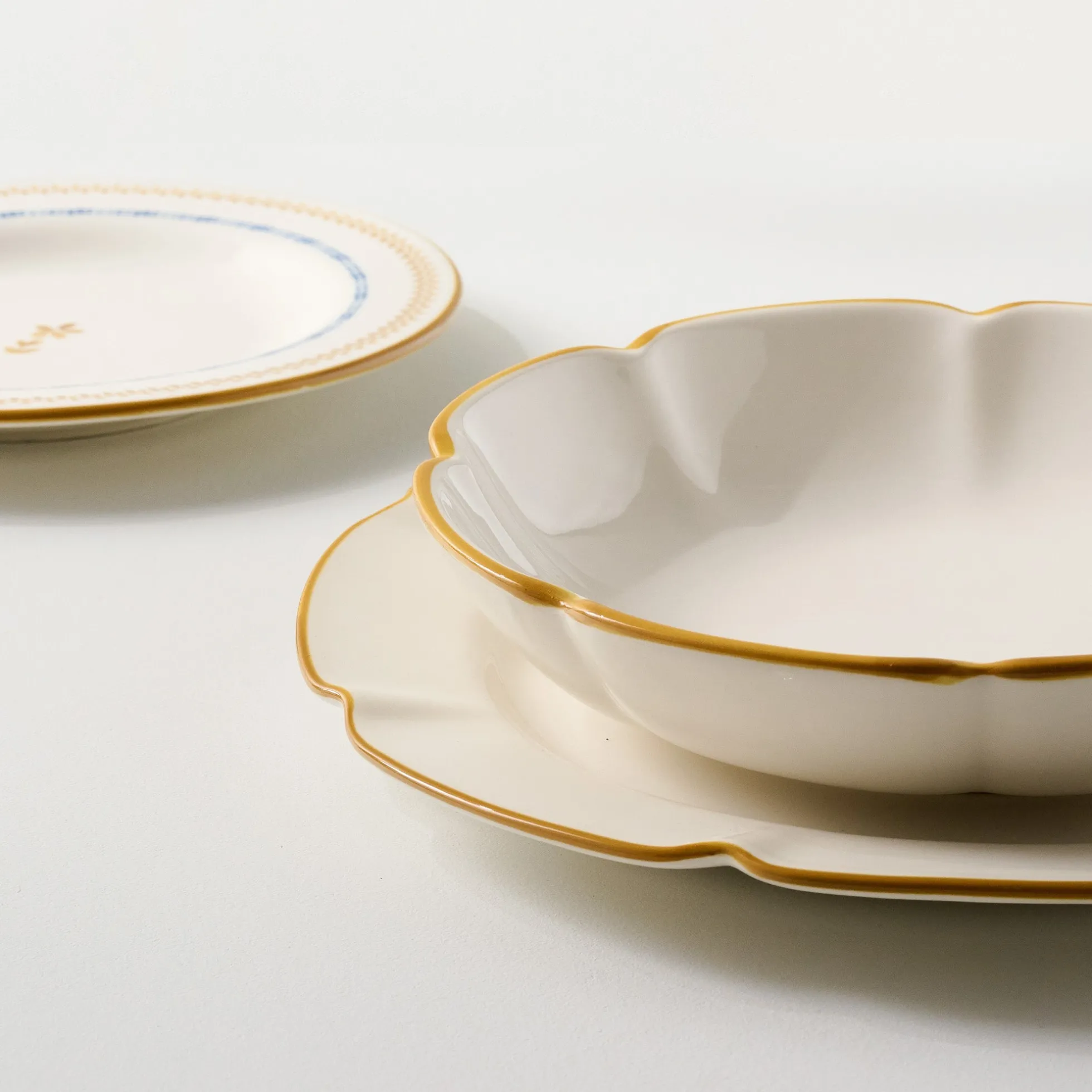Luna Scalloped 3-Piece Place Setting