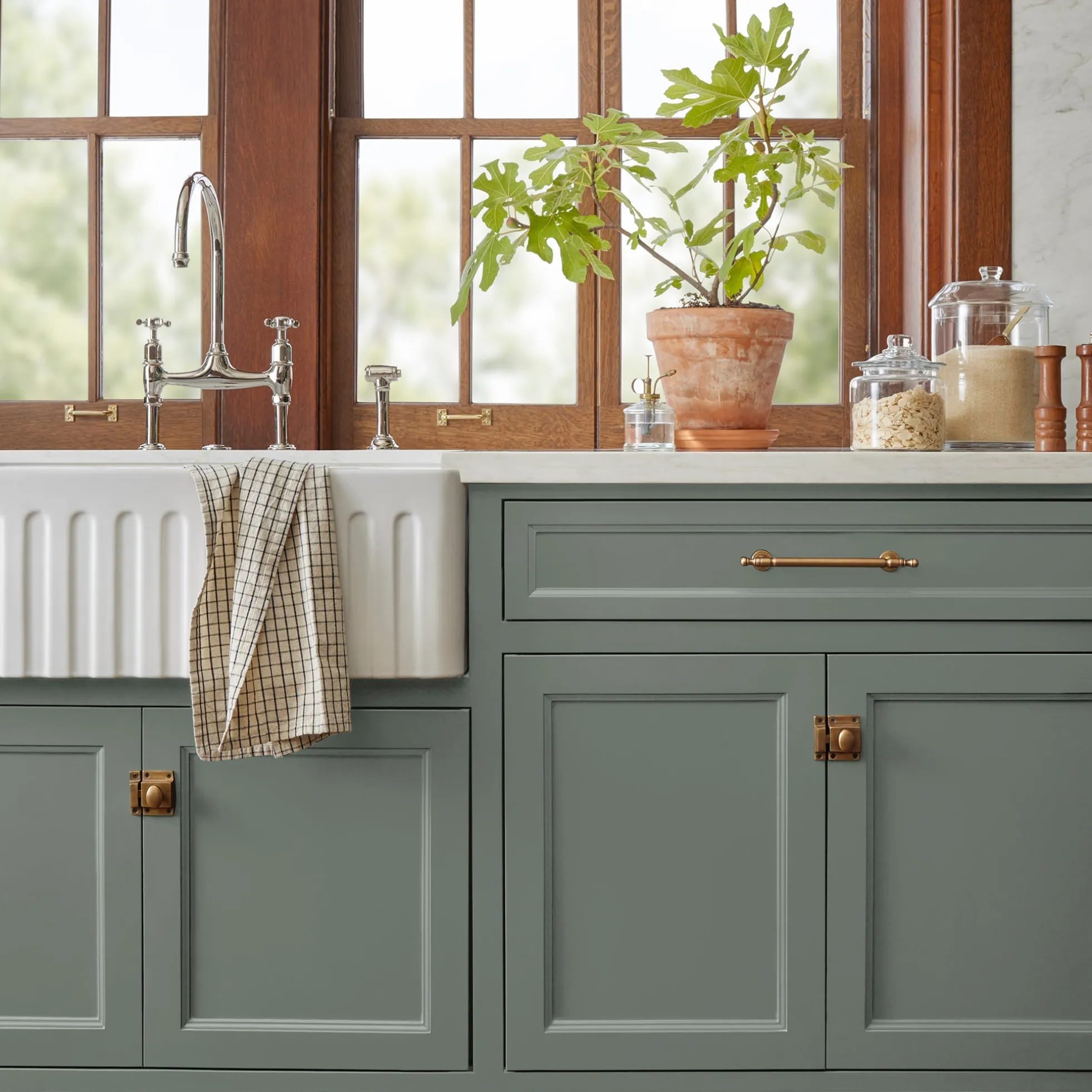 Luxe - Trim, Door + Cabinetry Paint