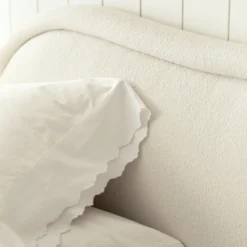 Lynn Bed