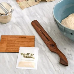 Magnolia Handmade Walnut Spurtle