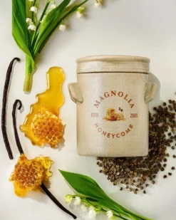 Magnolia Honeycomb Candle