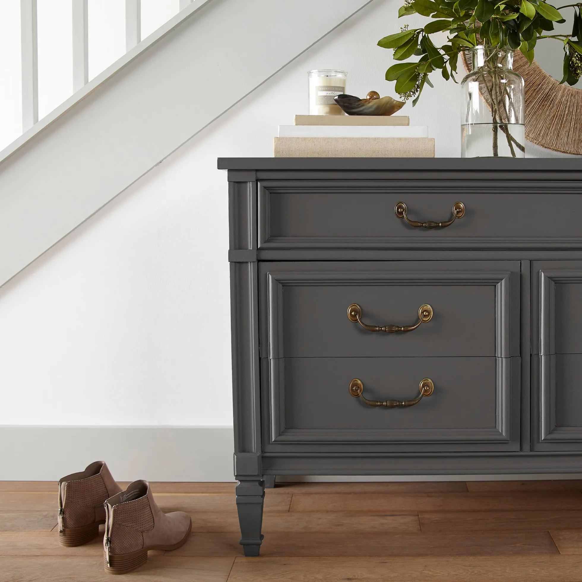Moments - Trim, Door + Cabinetry Paint