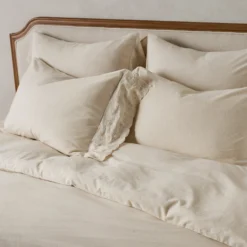 Natural Clara Eyelet Flange Duvet + Sham Set (King)