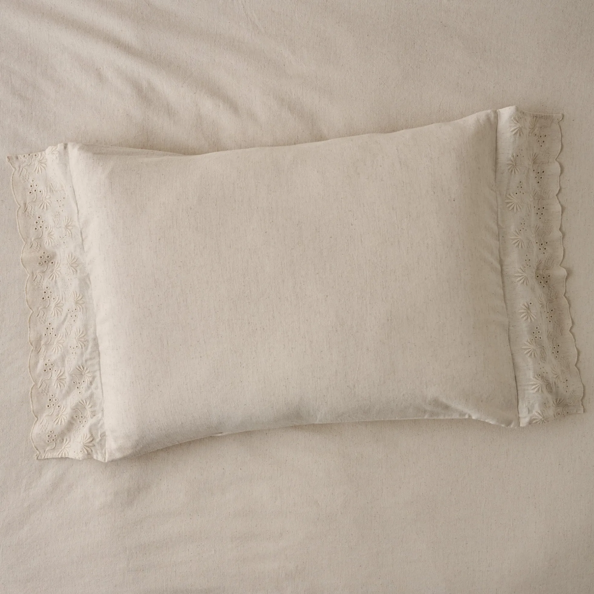Natural Clara Eyelet Flange Duvet + Sham Set (King)