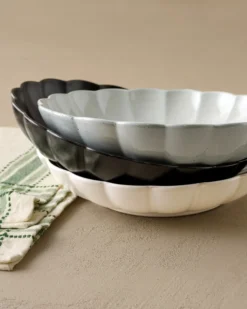 Oversized Cream Scalloped Serving Bowl