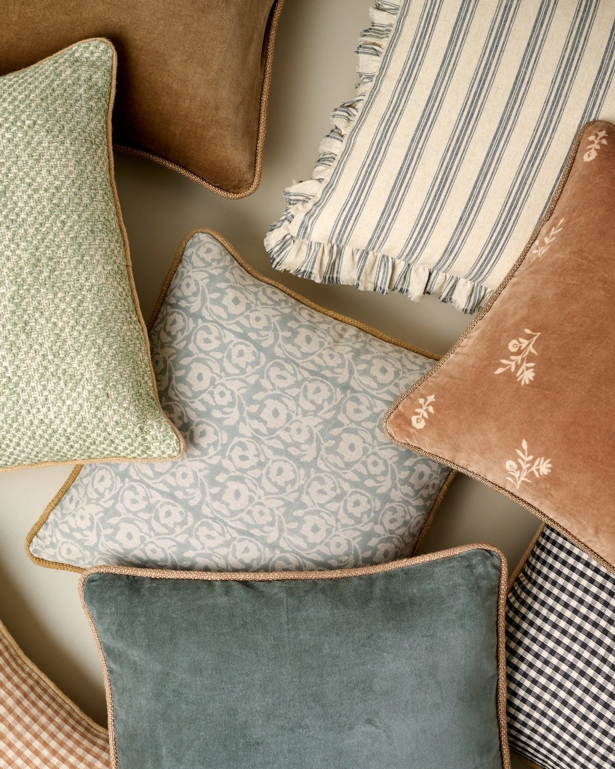 Pivoine Fleurs Pillow