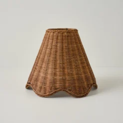 Rattan Scallop Shade