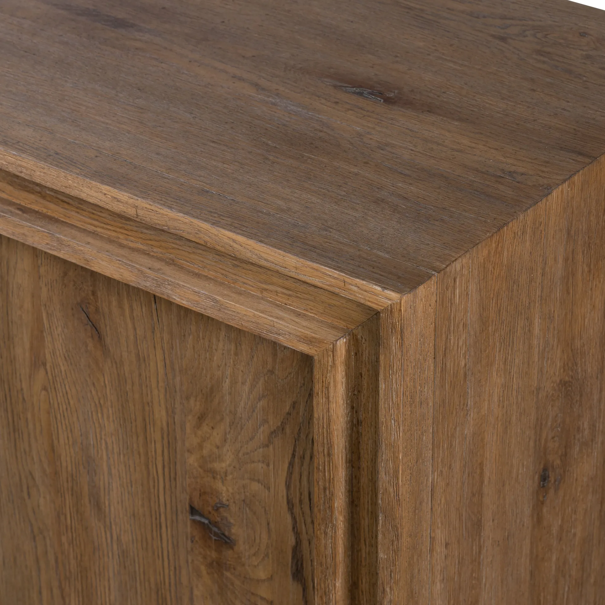 River Media Console