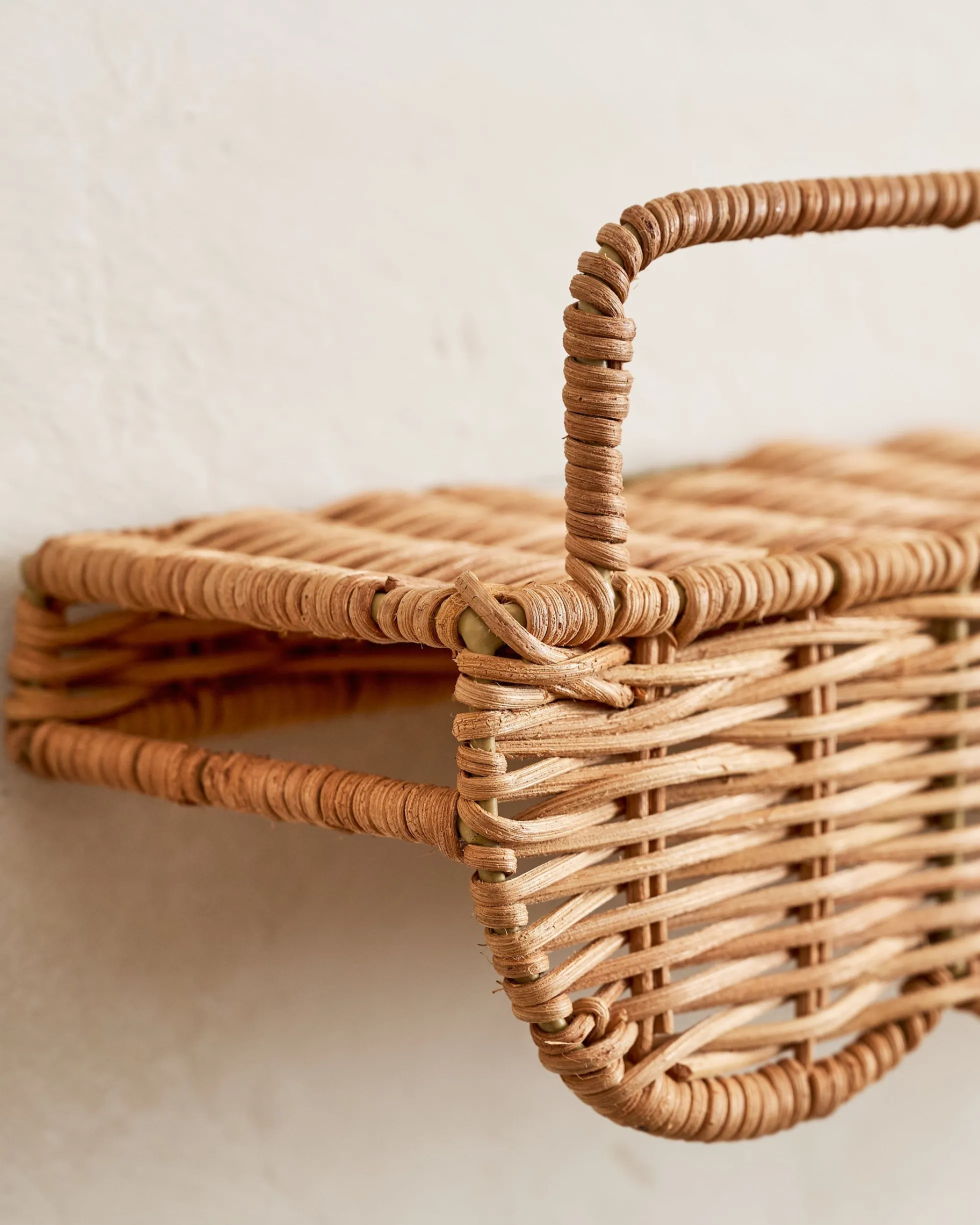 Robin Woven Rattan Picture Ledge