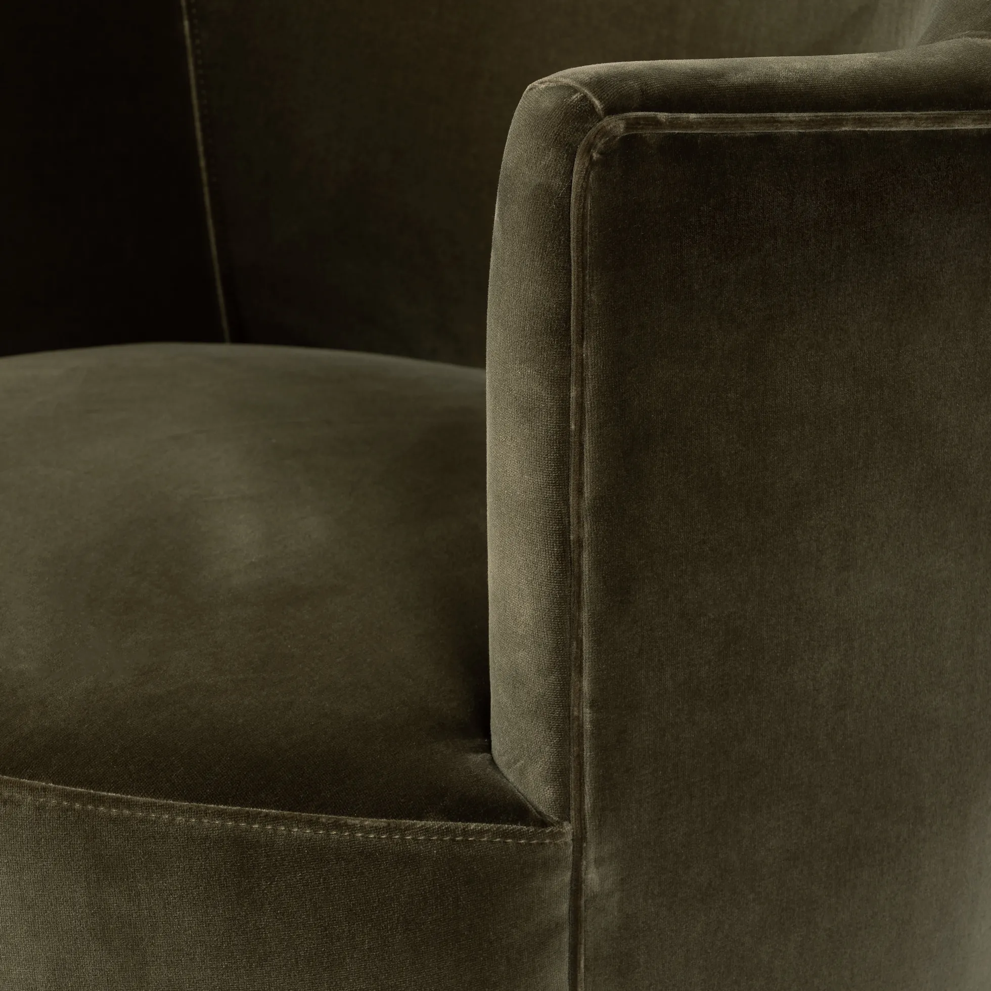 Rose Swivel Chair