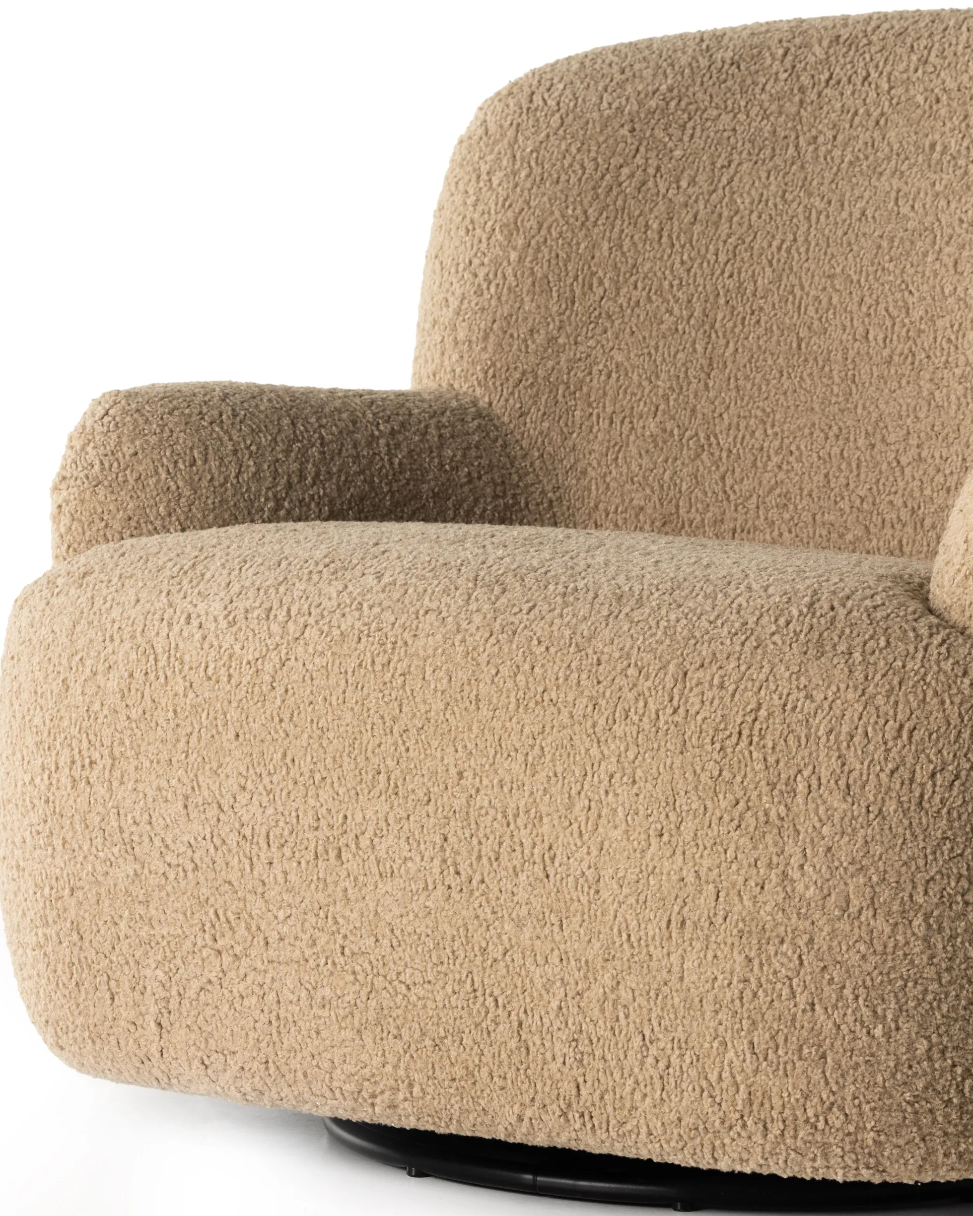 Ruby Swivel Chair