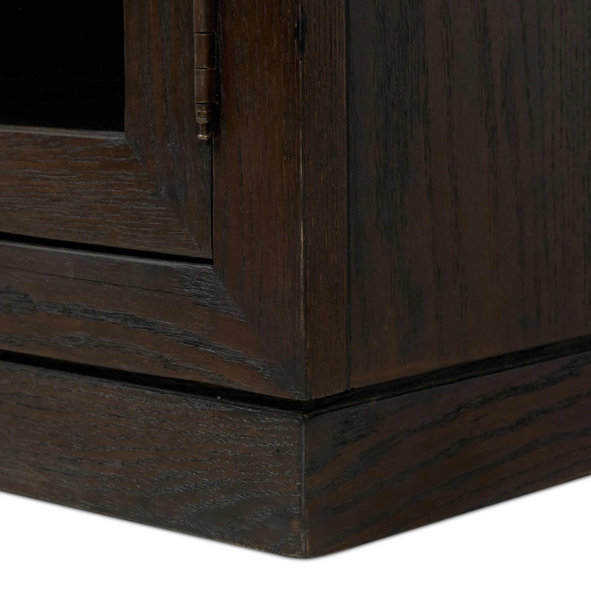 Sabrina Media Console
