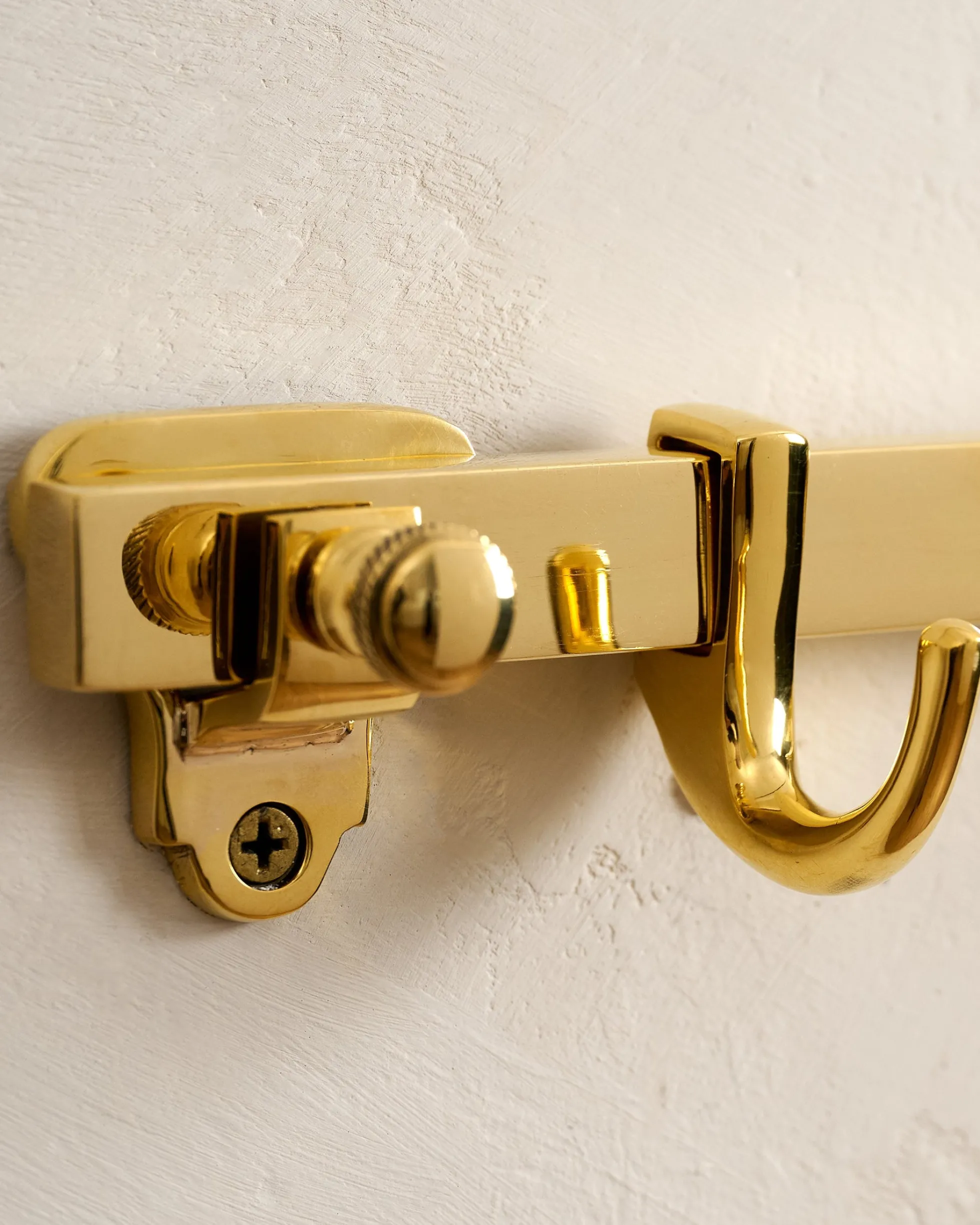 Samuel Vintage Inspired Flat Rail with Hooks