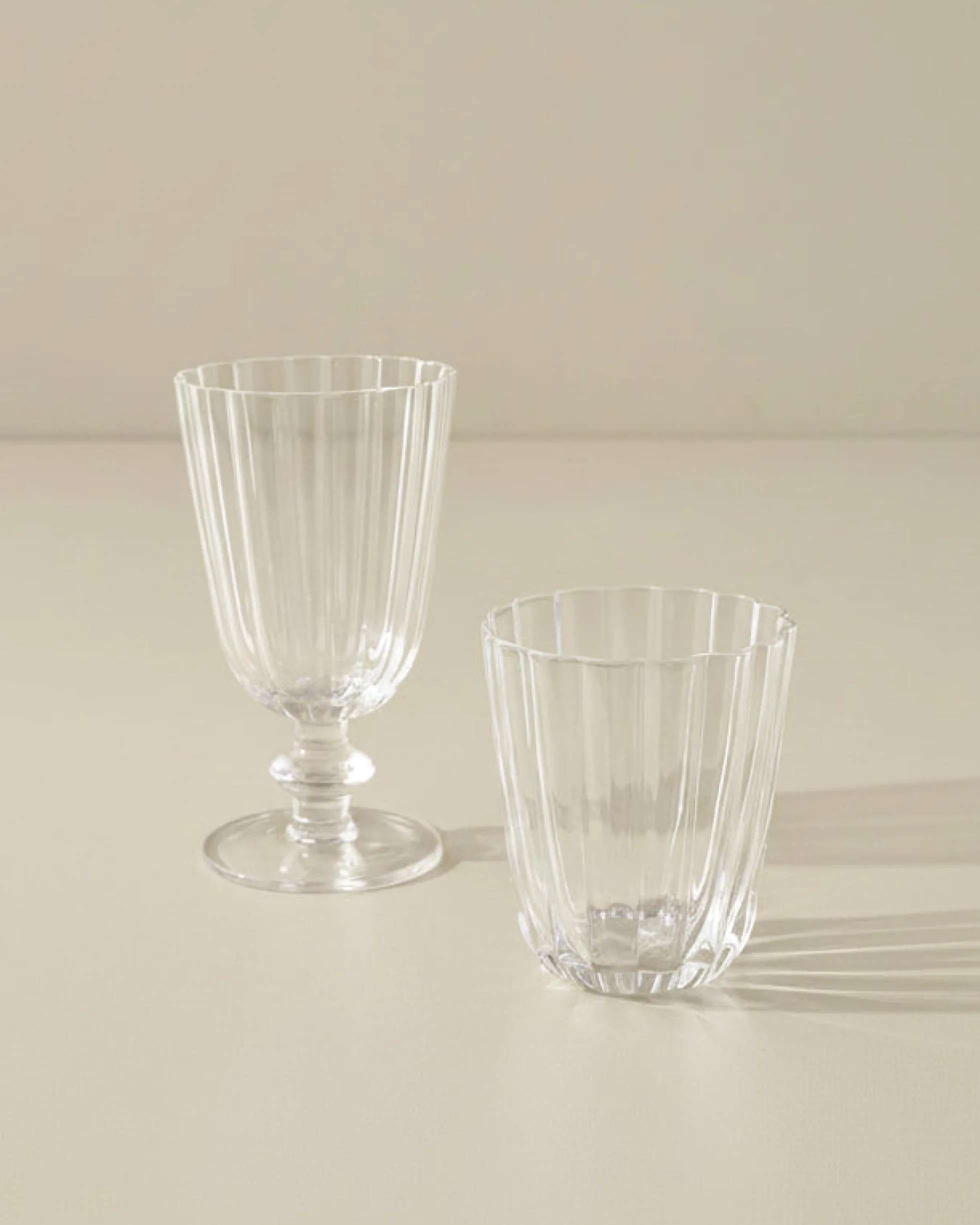 Scalloped Rim Glass Tumbler