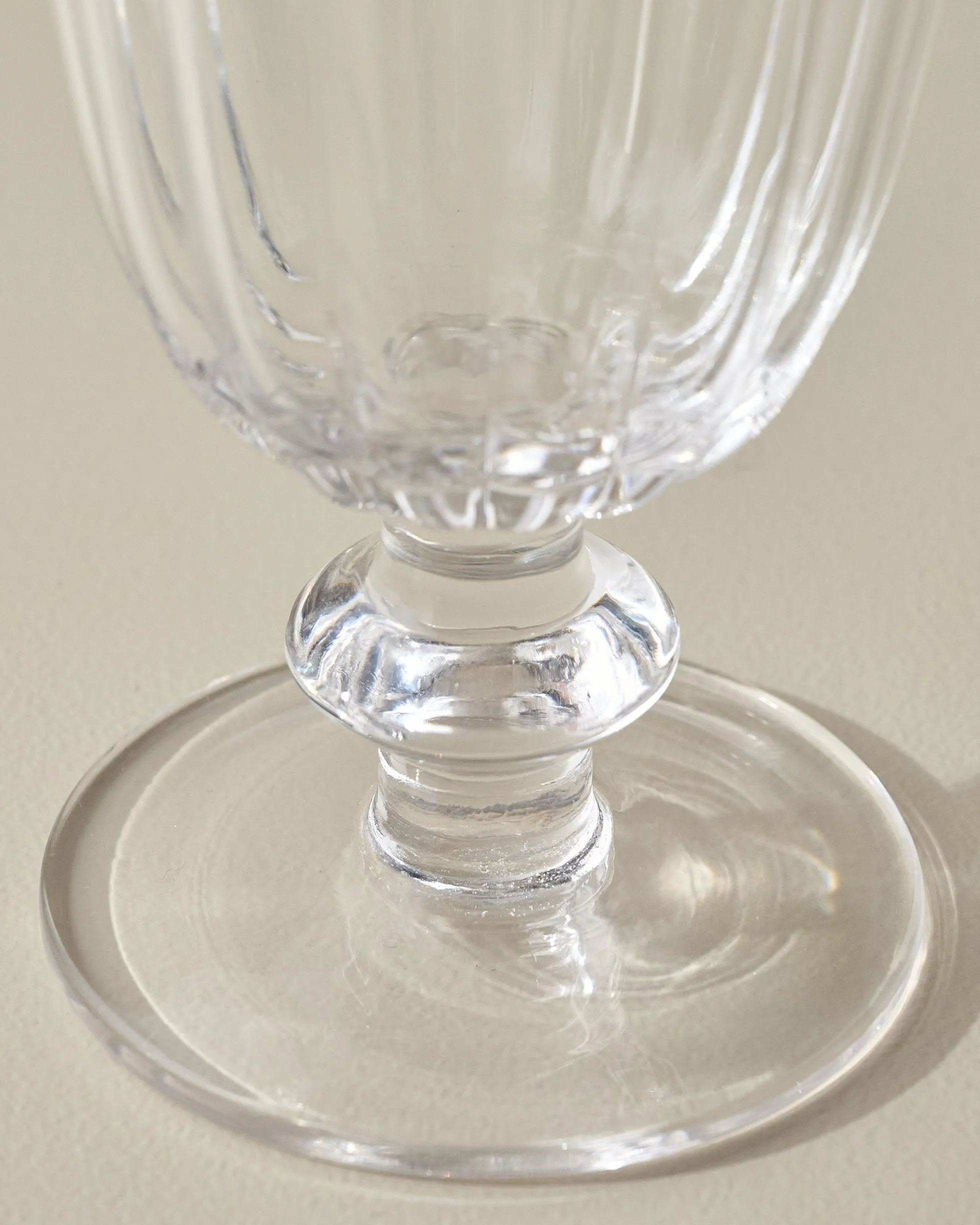 Scalloped Rim Glass Tumbler