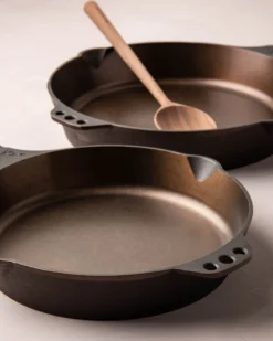 Smithey Cast Iron Skillet (No. 10)