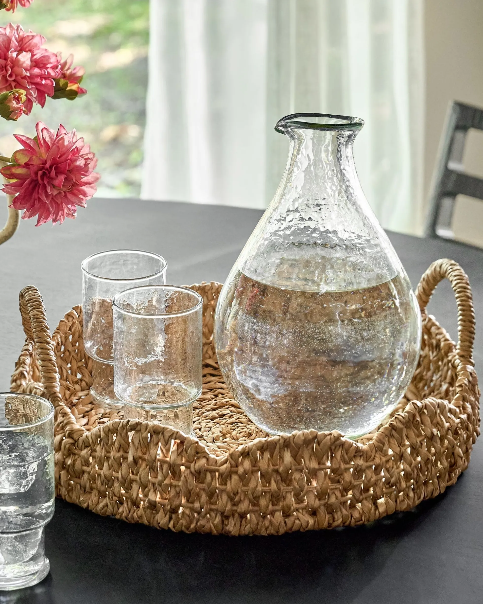 Solene Woven Scalloped Tray