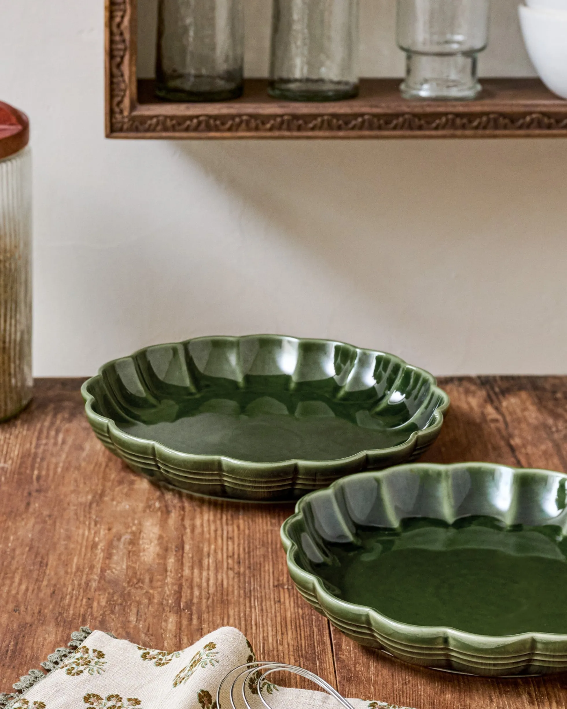 The Cottage Collection Forest Green Scalloped Baking Dish Set