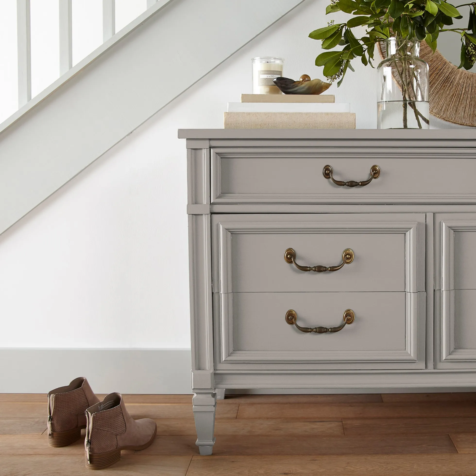 Timeless Look - Trim, Door + Cabinetry Paint