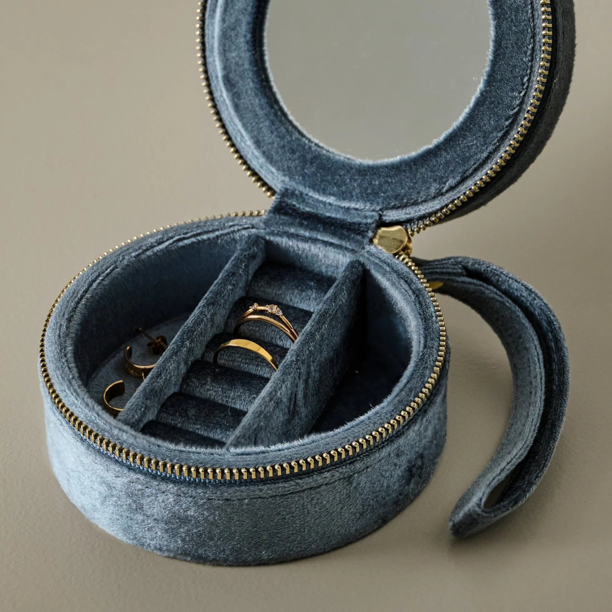 Velvet Stone Jewelry Travel Case