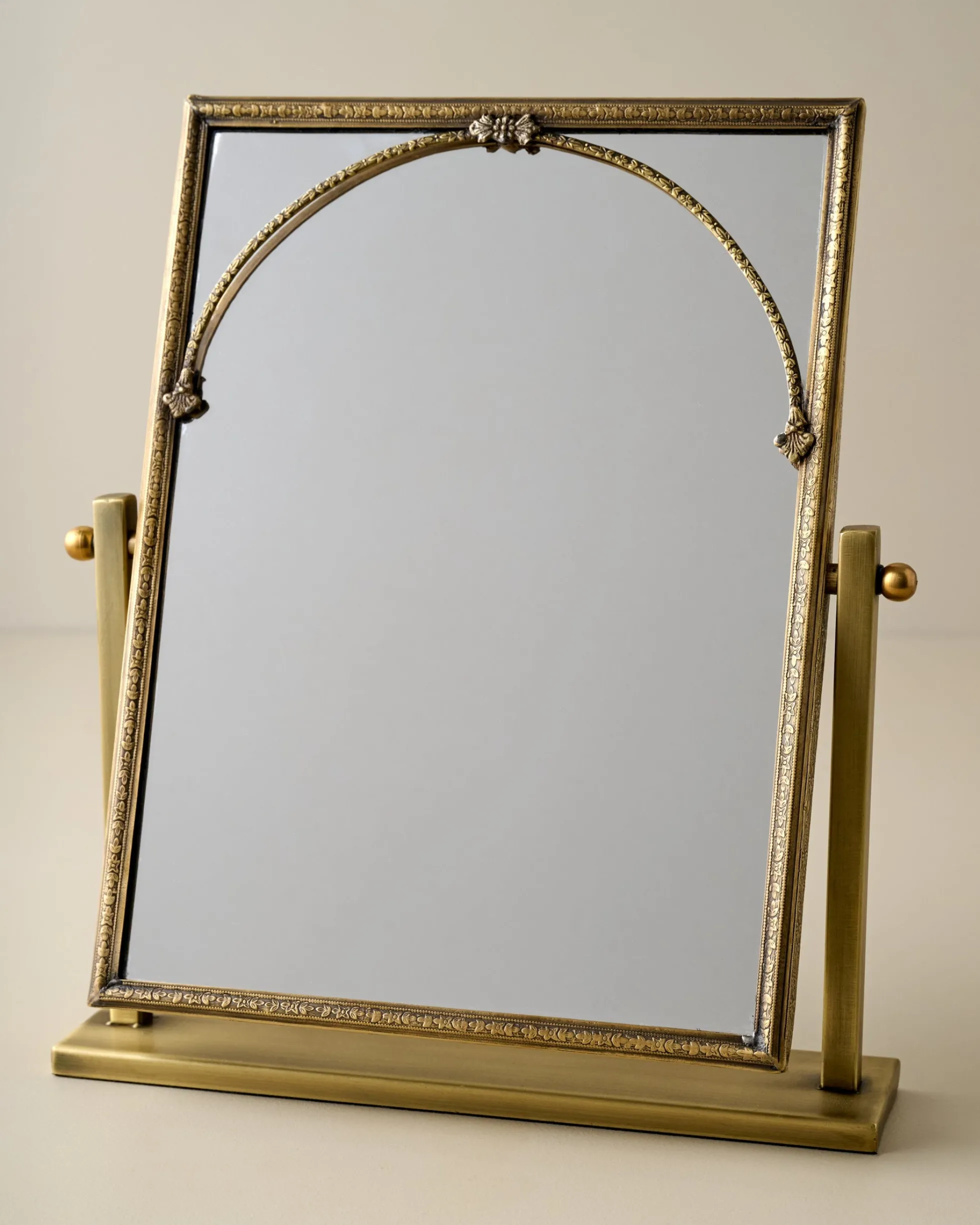 Vienna Tabletop Mirror