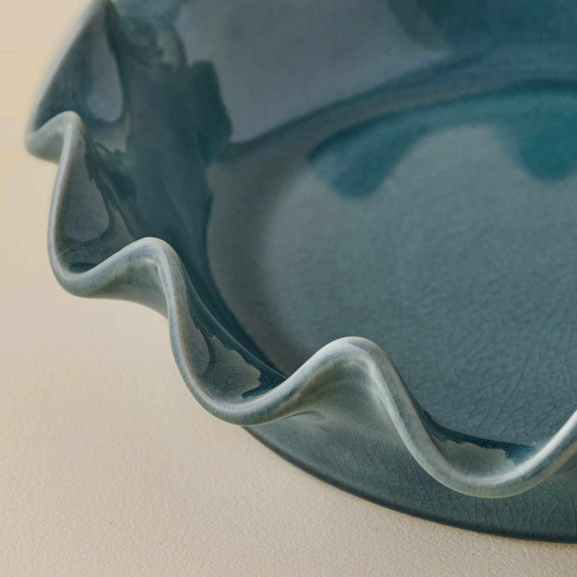 Vintage Blue Scalloped Pie Dish