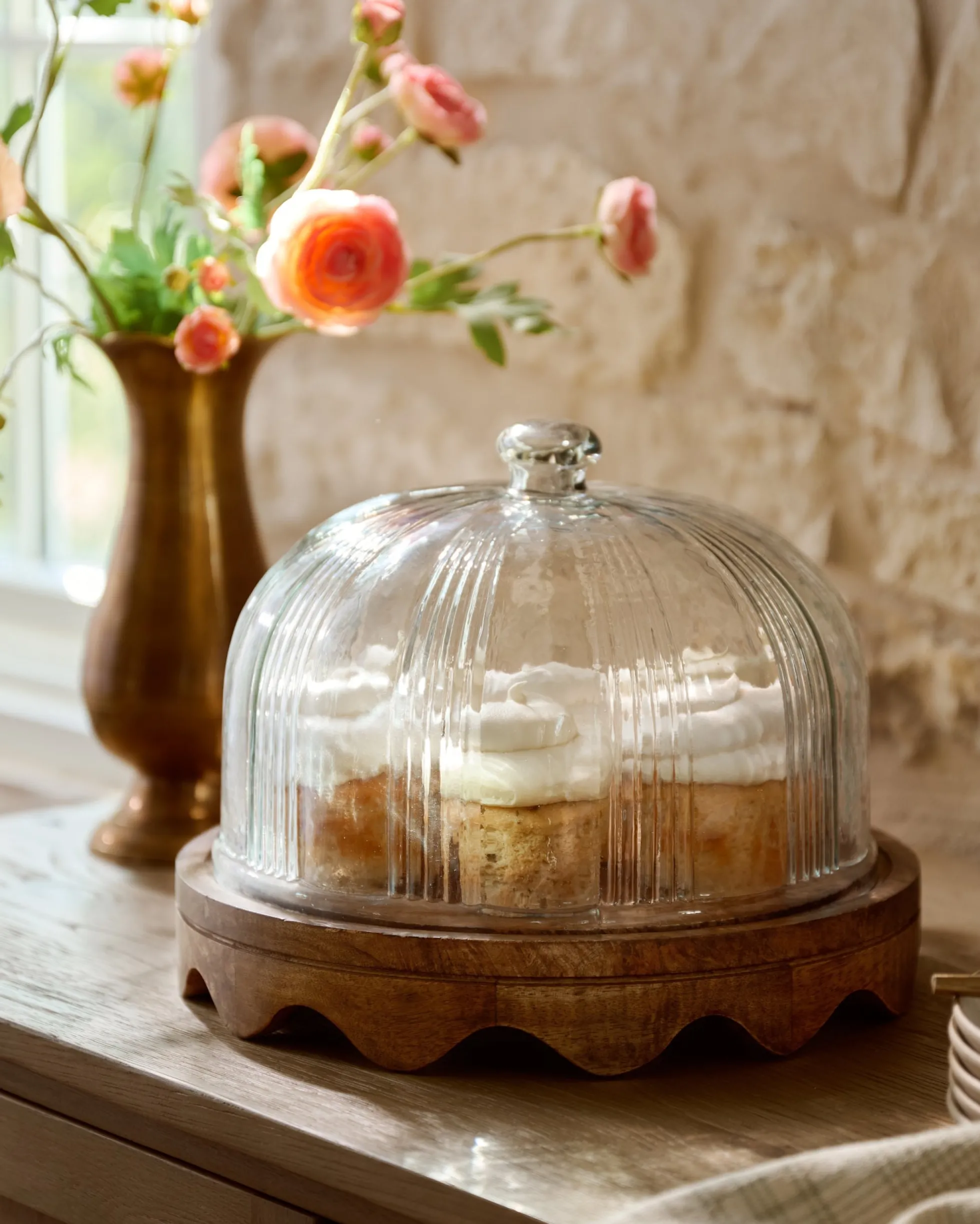 Wavy Edge Cake Stand + Fluted Dome