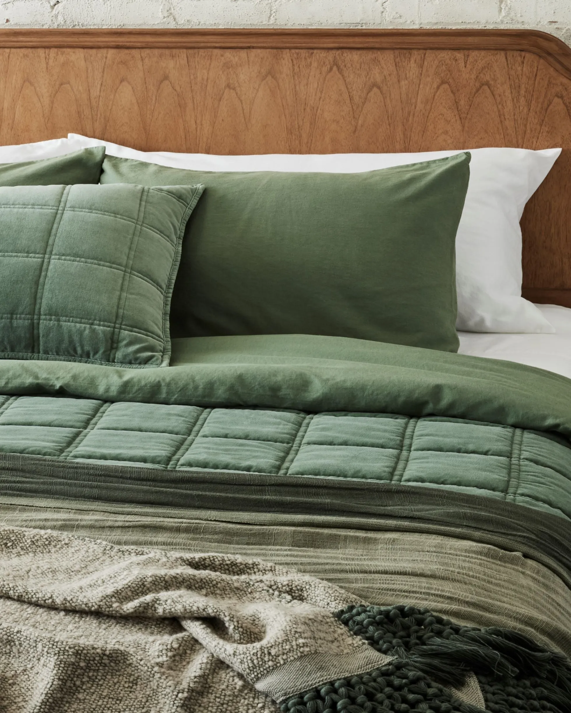 Weekend Velvet Quilt - Dusty Green