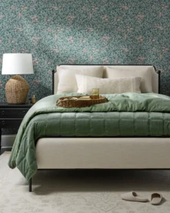 Weekend Velvet Quilt - Dusty Green