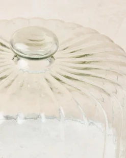White Marble Fluted Cake Dome