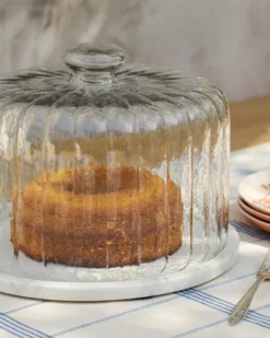 White Marble Fluted Cake Dome